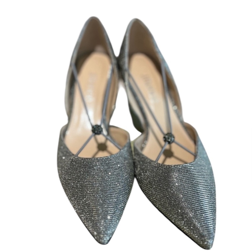 J. Renee pewter low heel shoe. 6M Never worn new